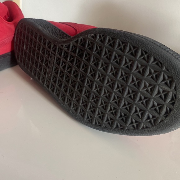 Red Suede Men’s Puma Sneakers - Worn Once Indoors - Picture 4 of 13